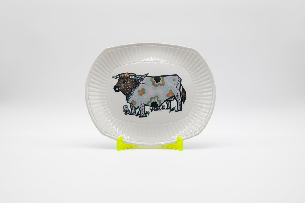 Vintage English Ironstone Pottery Beefeater Cow Plates | Set of 4